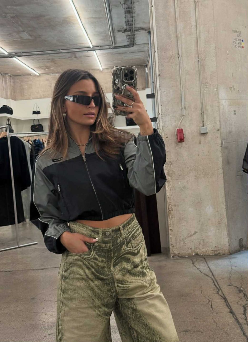 Julia Wieniawa chwali się markowymi  stylówkami