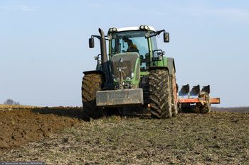 Od kilkunastu lat nie orze pola. Efekty zaskakują innych rolników