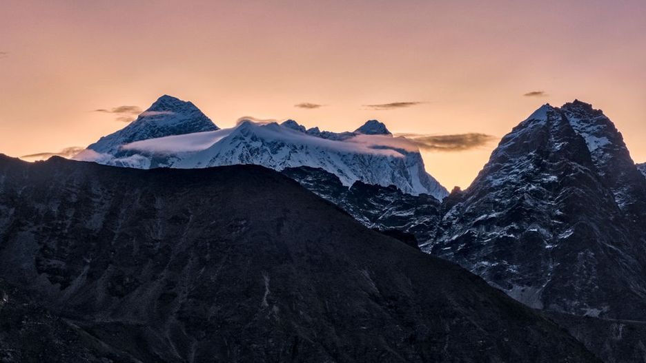 Kwiecień to dla turystyki w Nepalu prawdziwe żniwa. Koronawirus uderzył zatem w najgorszym możliwym momencie