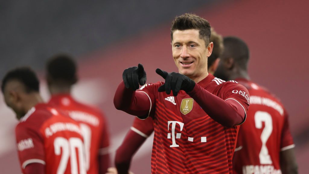 Zdjęcie okładkowe artykułu: Getty Images / Alexander Hassenstein / Na zdjęciu: Robert Lewandowski