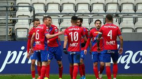 PKO Ekstraklasa. Pogoń i Raków zbliżają się do Legii, wyrównana walka o 4. miejsce. Zobacz tabelę