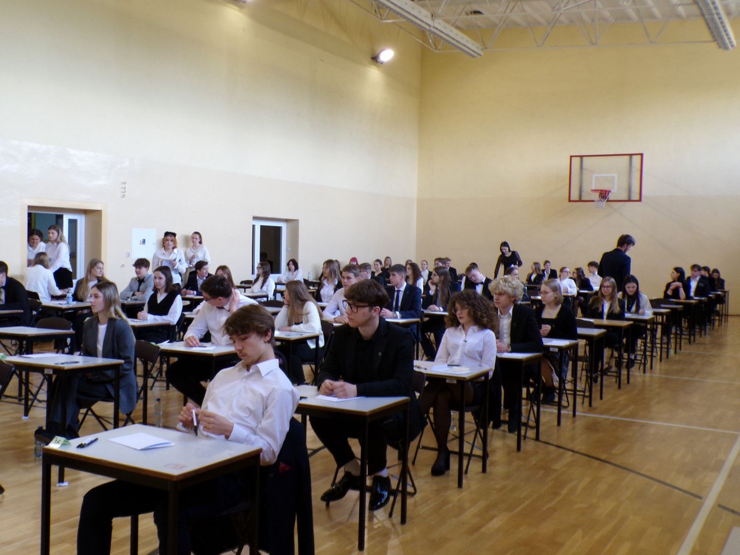 Maturzyści z I Liceum Ogólnokształcące im. Powstańców Wielkopolskich w Wągrowcu przystąpili do egzaminów