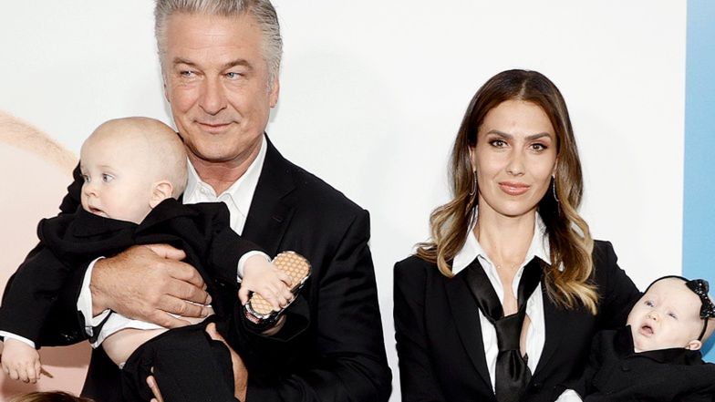 Alec Baldwin z żoną i sześciorgiem dzieci na ściance