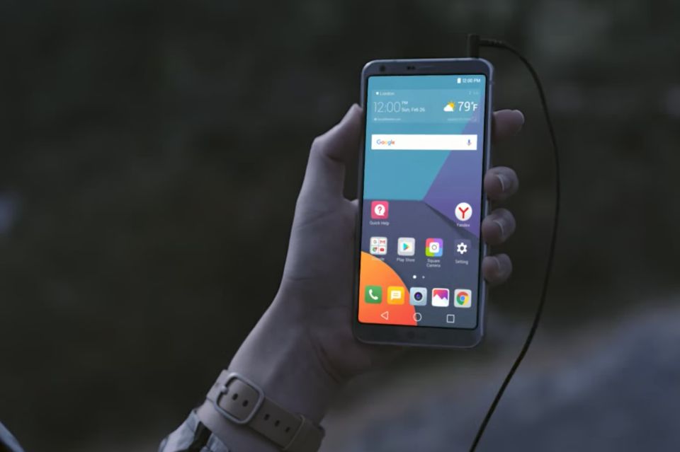 Model V30 pierwszym smartfonem LG z ekranem P-OLED FullVision