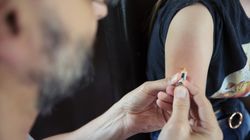 Szczepienia dla seniorów. Ochrona przed groźnymi infekcjami