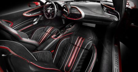 Ferrari SF90 z wnętrzem Carlex Design. Polscy specjaliści poprawili Włochów