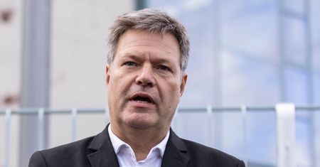 "Zginie wielu Rosjan". Niemiecki minister o dostawach dla Ukrainy