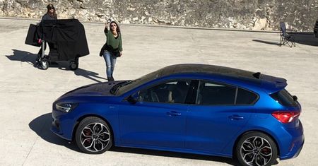 Nowy Ford Focus przyłapany na sesji zdjęciowej. Oto co o nim wiemy
