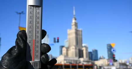 Zima w natarciu na całym świecie. Nie zaprzecza zmianie klimatu, a ją potwierdza