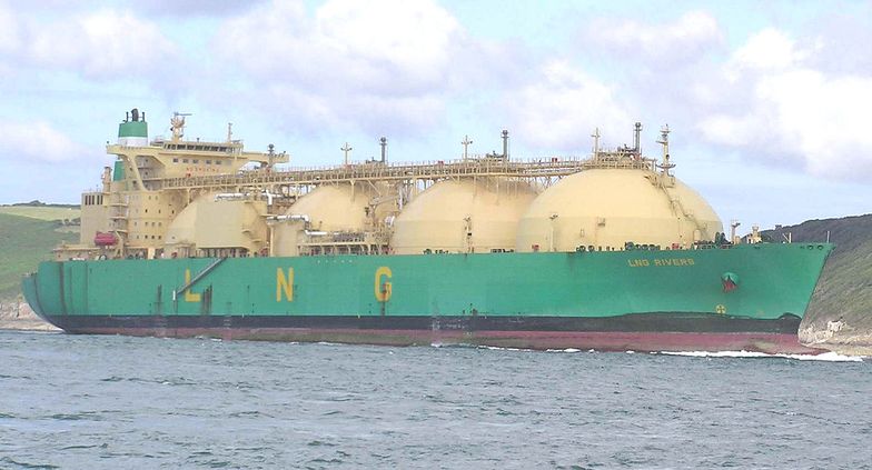 Iran zalewa rynek gazem z nowych złóż. Chce słać LNG również do Europy