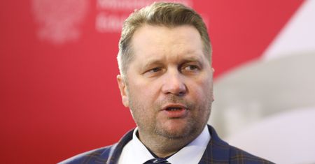 Wizyta ministra Czarnka. Nie takiego przywitania się spodziewał