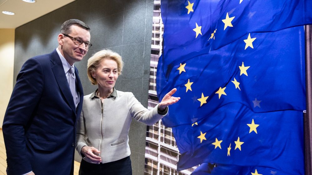 Mateusz Morawiecki. Ursula von der Leyen
