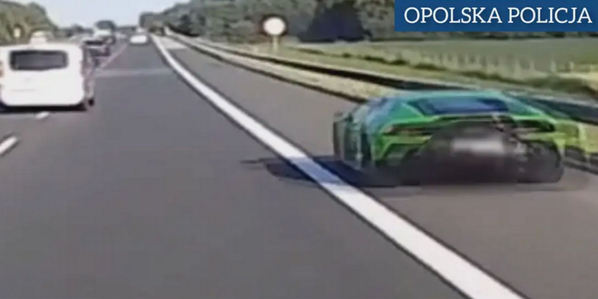 Nagranie z autostrady A4. Spójrzcie na kierowcę lamborghini