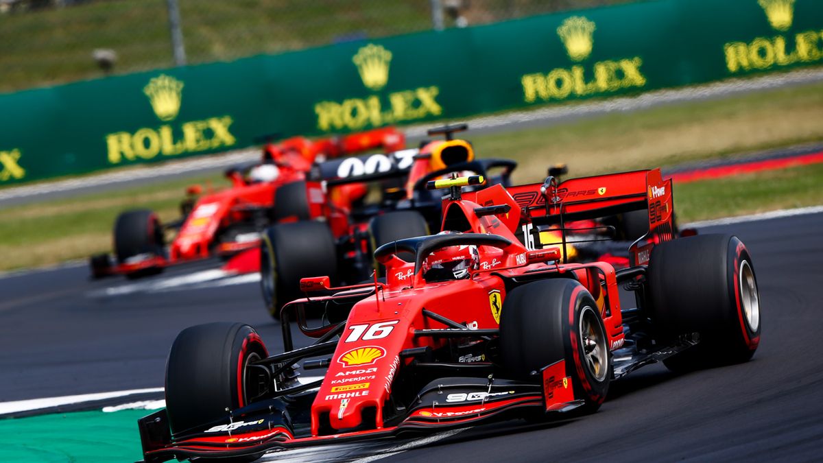Materiały prasowe / Pirelli Media / Na zdjęciu: Charles Leclerc za kierownicą Ferrari