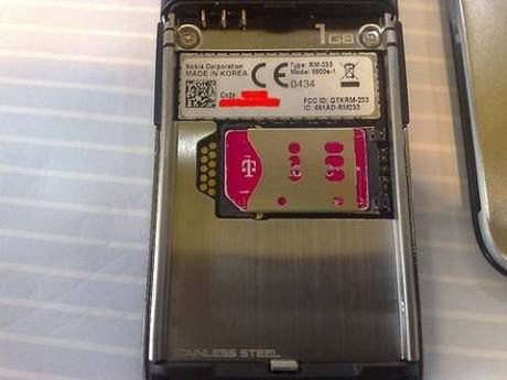 Nokia 8800e zatwierdzona przez FCC 2