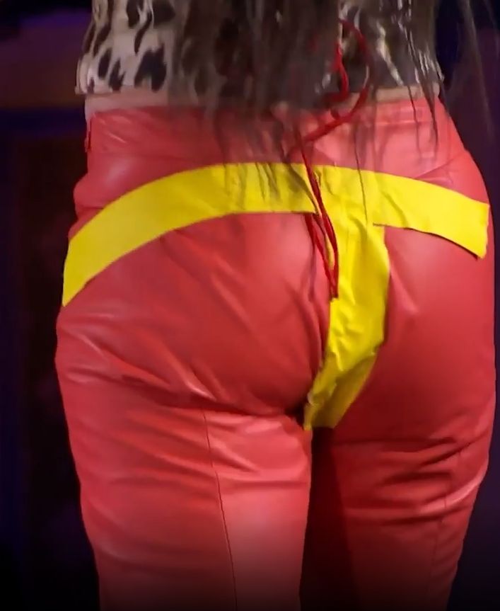Katy Perry zaliczyła WPADKĘ na planie "American Idol"