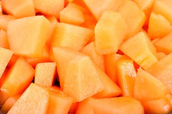 Dodawaj do zup i sałatek. Pomaga obniżyć ciśnienie i poprawia wzrok