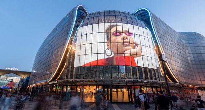 Screen Network uruchomiła ogromny ekran na Galerii Katowickiej