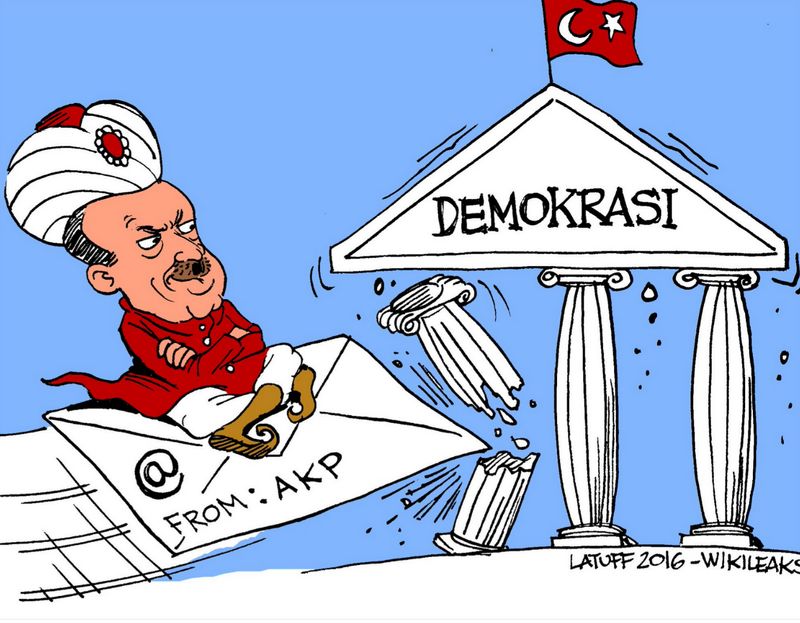Poznamy prawdę o puczu w Turcji? Wikileaks przetrwało DDoS i ujawniło setki tysięcy e-maili rządzącej partii AKP