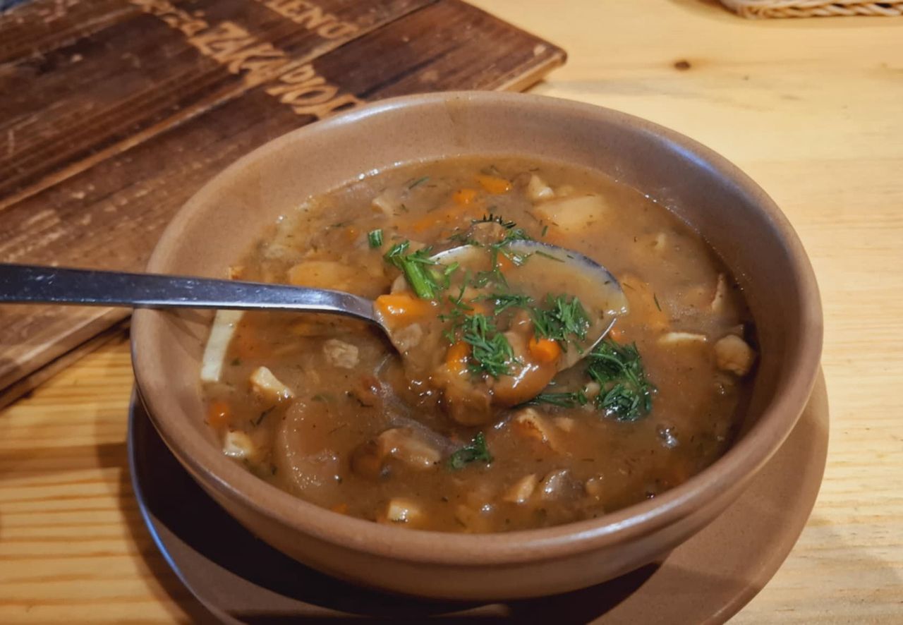 Zabrałam rodzinę na obiad do Polańczyka. Kiedy otworzyłam menu, parsknęłam śmiechem