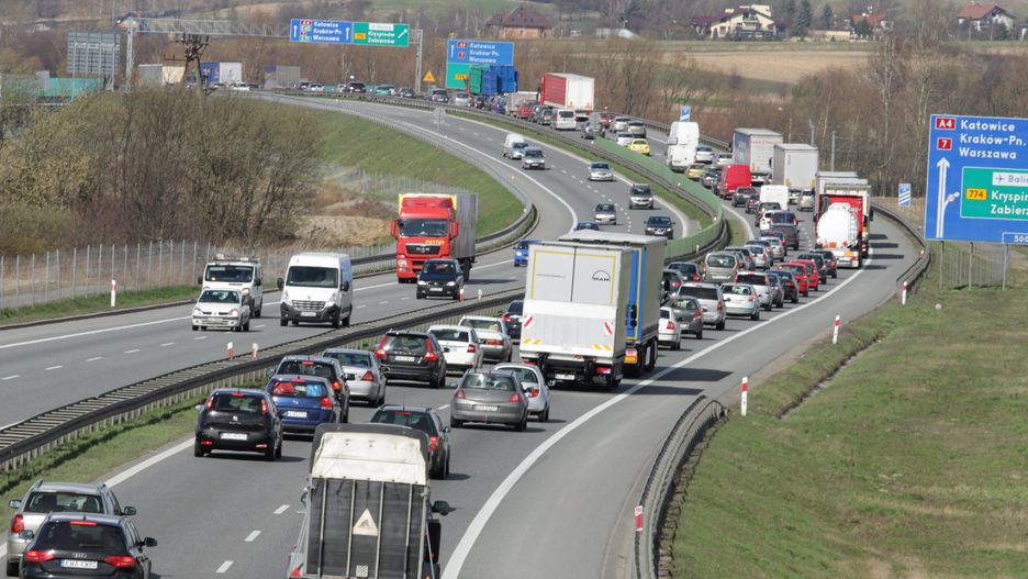 Karambol na A4. Gigantyczny korek