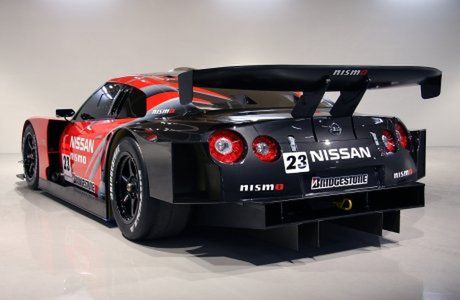Wyścigowy Nissan GT-R GT 500