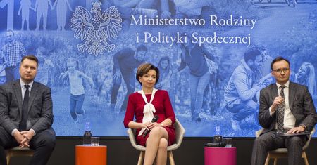 Czternasta emerytura na stałe. Sejm zdecydował