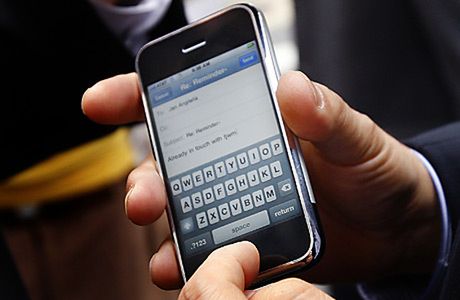 iPhone drugim najpopularniejszym smartfonem na świecie
