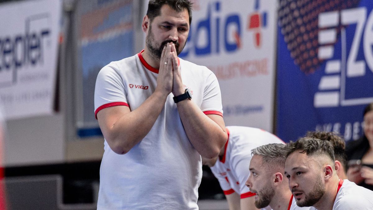 Materiały prasowe / Orlen Superliga / Trener Patryk Kuchczyński (Azoty-Puławy) z drużyną