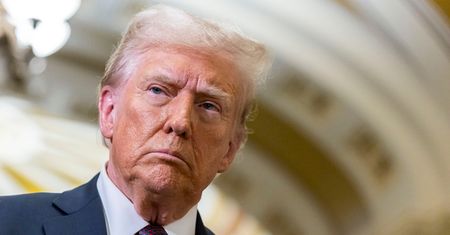 Stan wyjątkowy w gospodarce? Dolar reaguje na enigmatyczną zapowiedź Trumpa