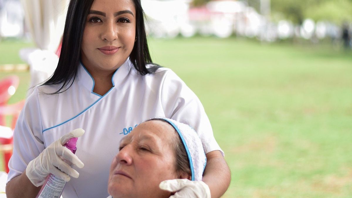 Zabieg Cosmelan jest bezpieczną nowością w terapiach depigmentacyjnych na rynku polskim.