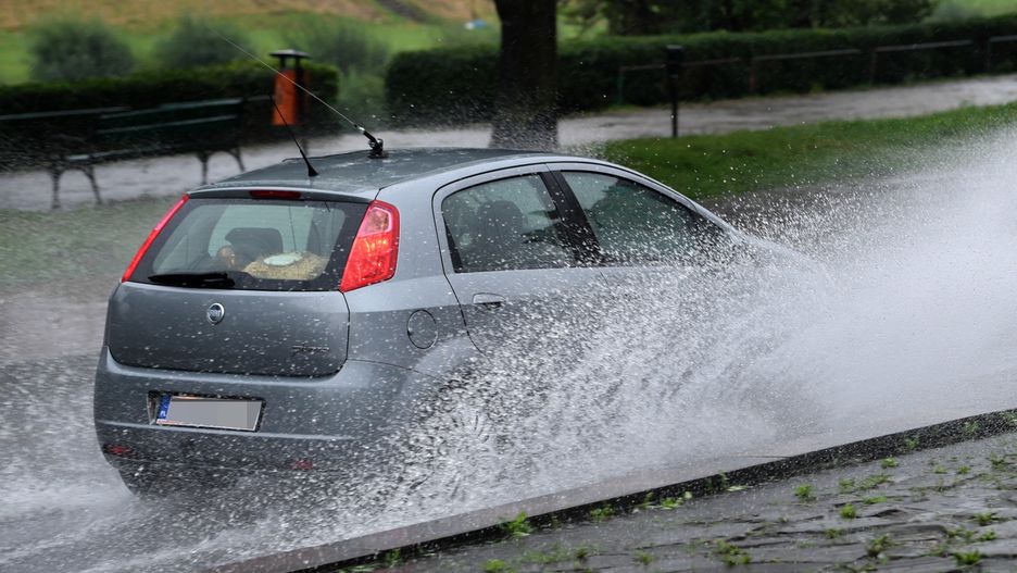IMGW ostrzega przed ulewnymi deszczami 