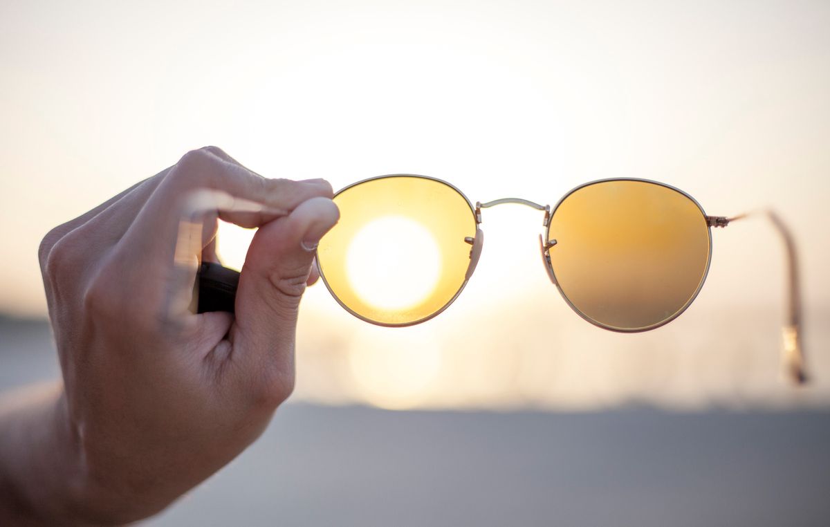 Jak sprawdzić, czy okulary przeciwsłoneczne mają filtr? 