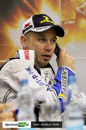 Nicki Pedersen podczas konferencji prasowej w Pradze