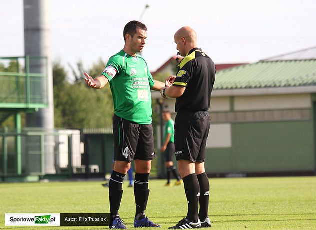 Kapitan Górnika - Veljko Nikitović po raz czwarty został ukarany żółtą kartką, przez co nie zagra w zaległym meczu z Arką