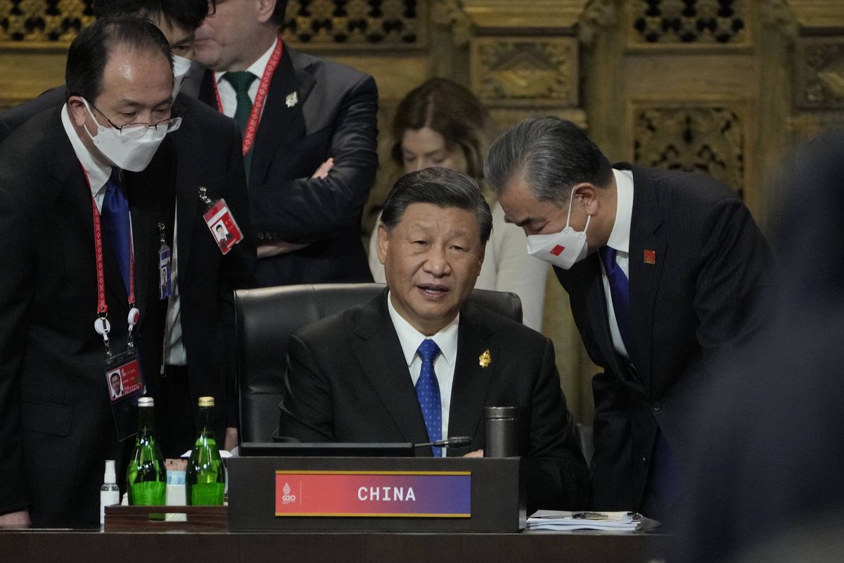 Xi Jinping i Wang Yi. Szef chińskiej dyplomacji rozmawiał z Antonym Blinkenem