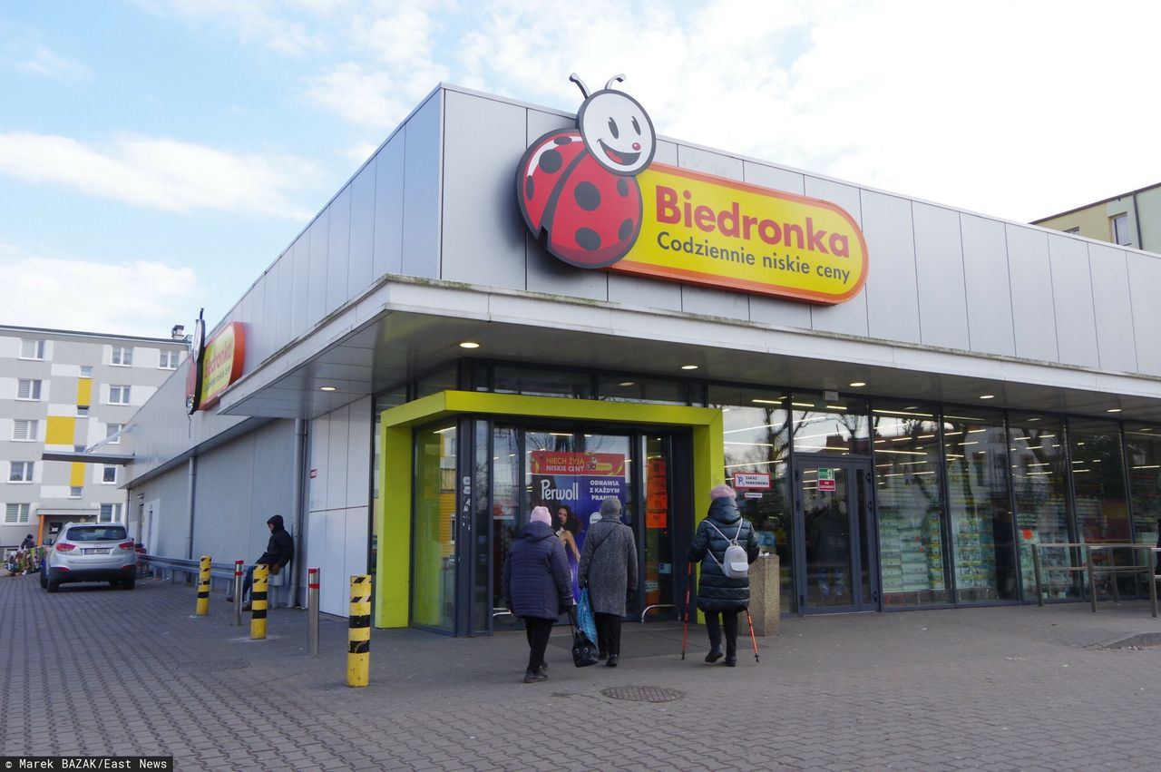Biedronka wypłaci pracownikom nagrody. Oto kwota
