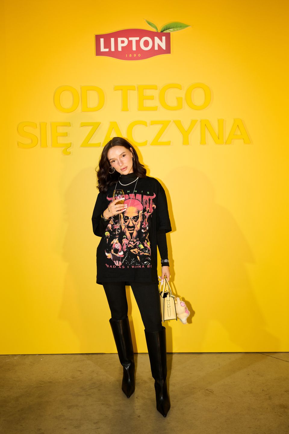 Ola, XOHYPNOTIZE