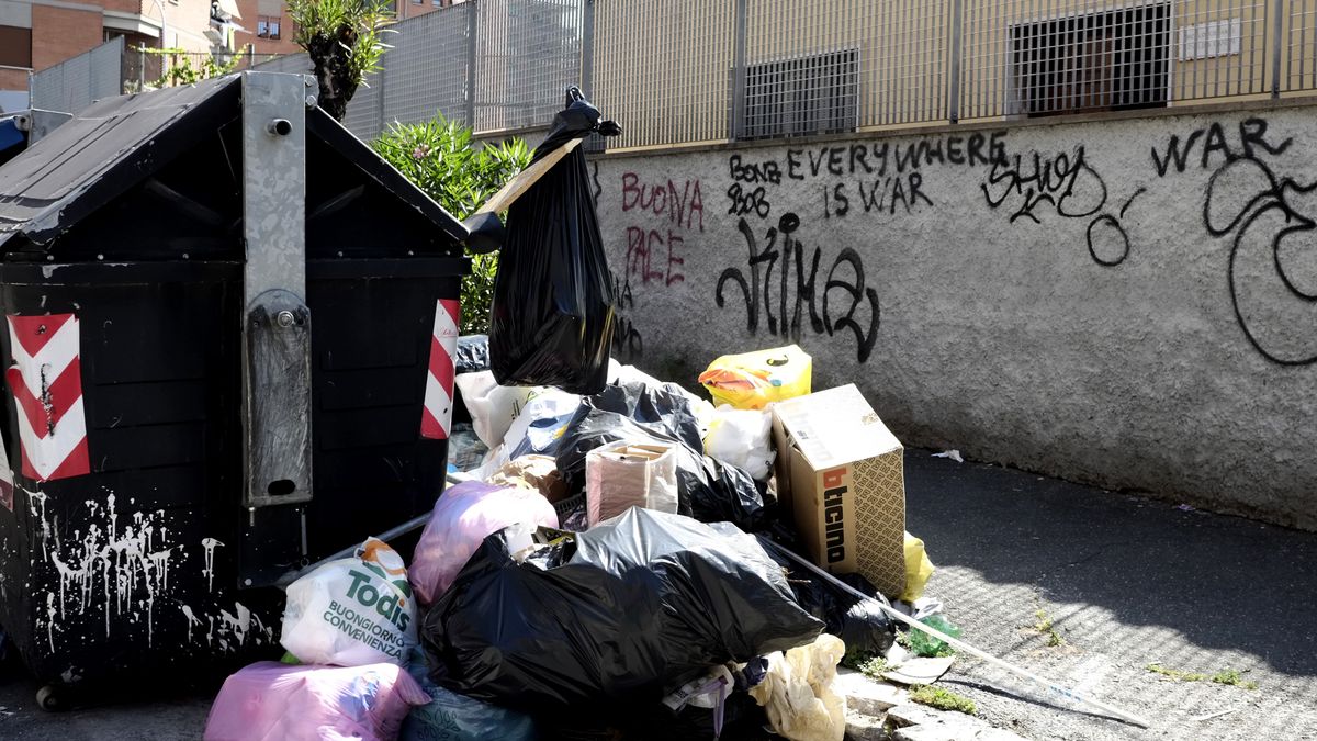Znaleźli na śmietniku w Rzymie płytę z czasów Cesarstwa