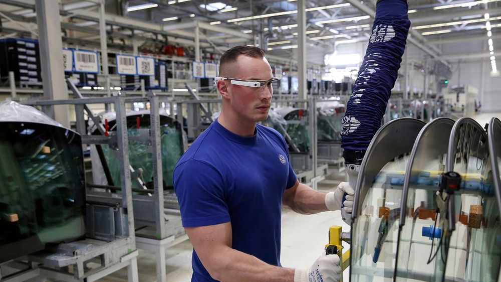 Rozszerzona rzeczywistość dla pracowników? Volkswagen wykorzystuje AR w swoich fabrykach 1