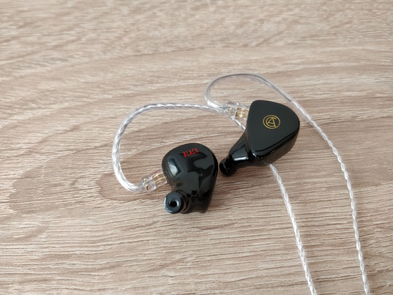 Custom Art FIBAE Black - personalizowane słuchawki polskiej firmy