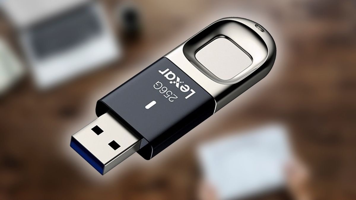 Zabezpiecz swoje dane odciskiem palca dzięki nowemu pendrive’owi Lexara 1