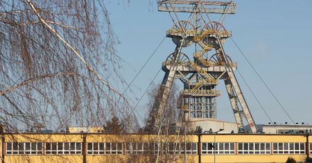 Składują pod ziemią niebezpieczne odpady. Dyrektor zaskoczony: "Nie wiem o tych śmieciach"