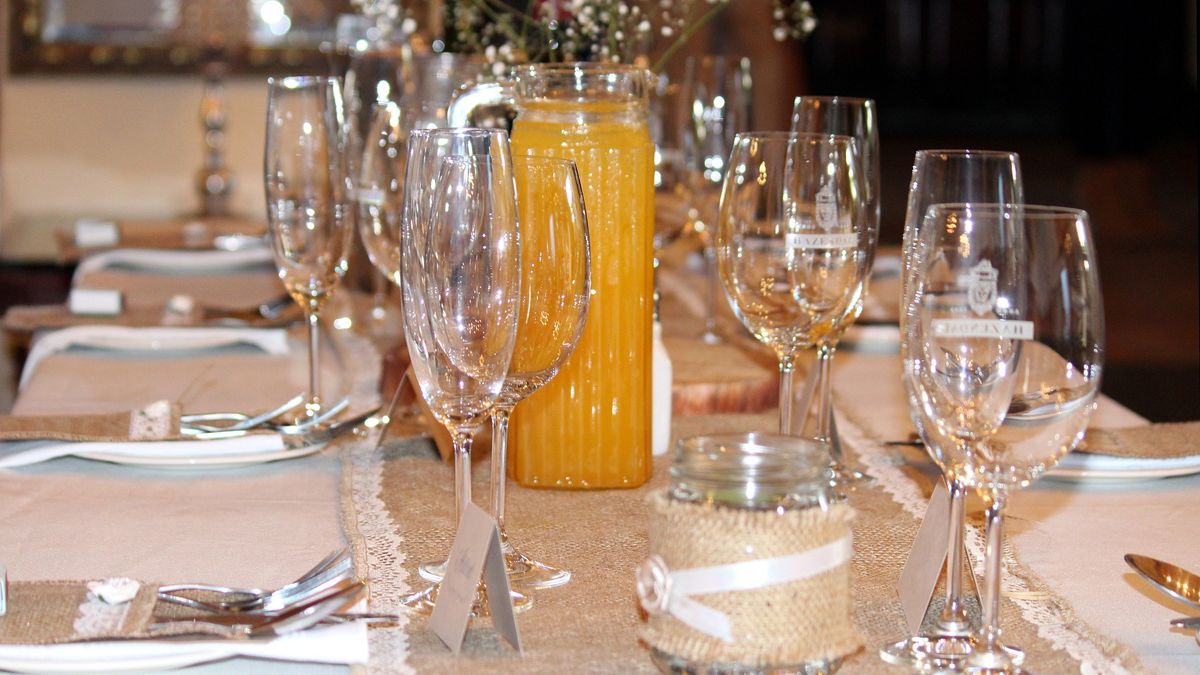 Cena za "talerzyk" na poprawinach zwaliła ich z nóg