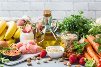 Te produkty sprzyjają długowieczności. Sięgaj po nie codziennie