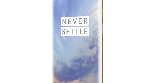 Smartfon OnePlus 7 Pro Almond trafia do sprzedaży w Polsce