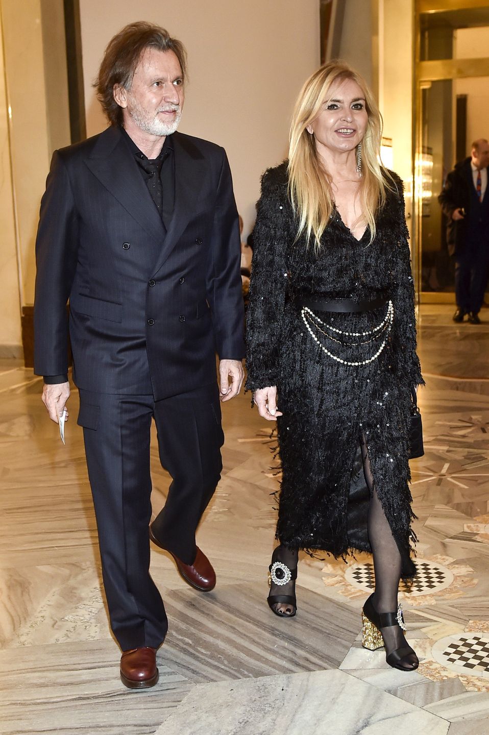 Monika Olejnik na premierze opery w towarzystwie partnera