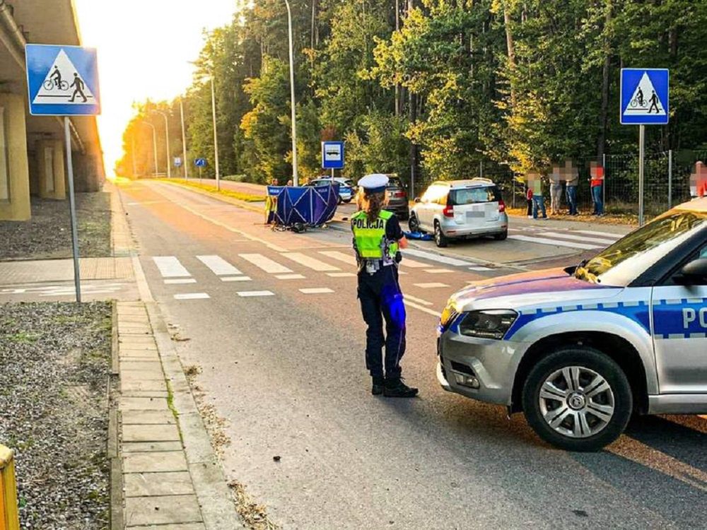 Białystok. Tragedia na ścieżce rowerowej. Rowerzysta odleciał kilka metrów