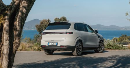 Pierwsza jazda: Leapmotor B10. Niby na prąd, ale można go tankować