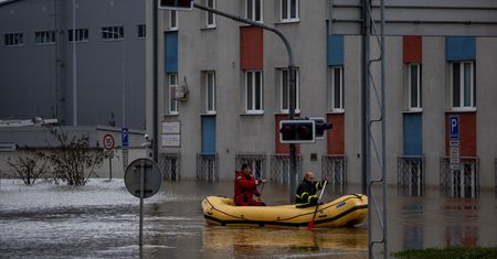 Czesi boją się o południe. "W każdej chwili"